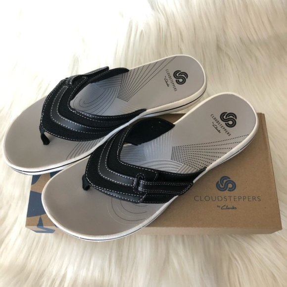 clarks brinkley keeley flip flops